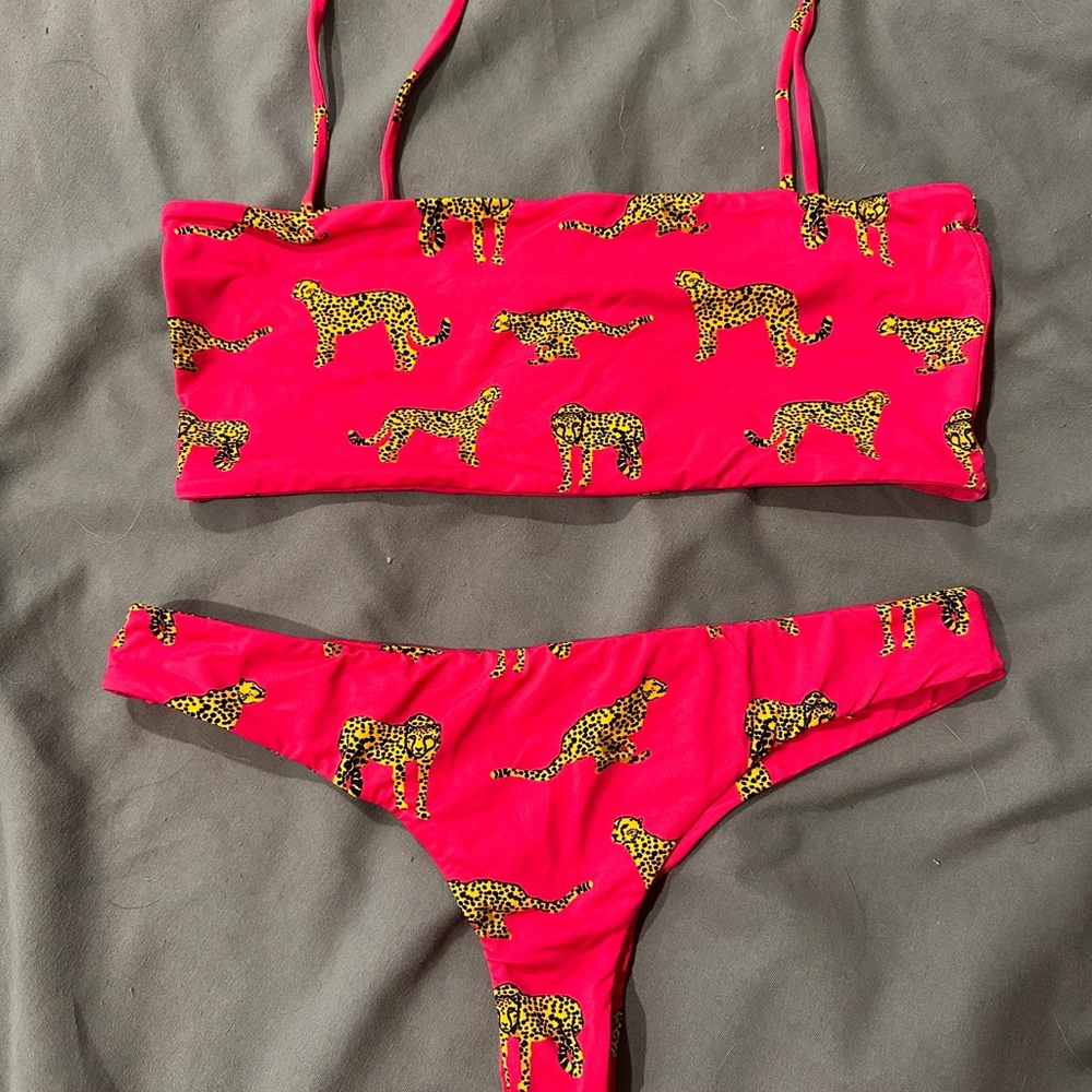 MAI set. Exclusive print only sold at Driftwood on Maui.